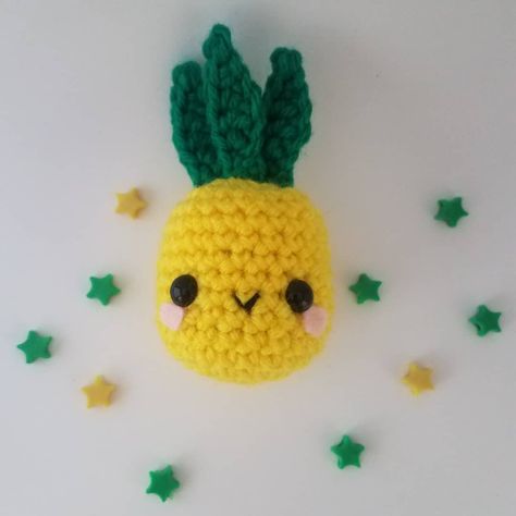 Summer Pineapple – Tokyo Dragon Crochet Dragon Crochet, Summer Pineapple, Pineapple Crochet, Crochet Amigurumi Free Patterns, Crochet Goodies, Holiday Crochet, Crochet Cross, Diy Crochet Projects, Crochet Hook Sizes