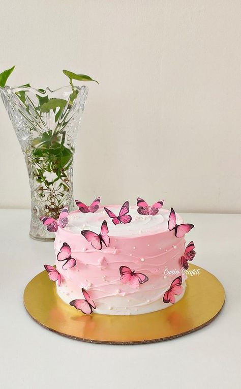 Cake Butterfly, Wave Cake, Edible Butterfly, Cake Designs For Girl, Whipped Cream Cakes, Cake Designs For Kids, Baby Girl Birthday Cake, 14th Birthday Cakes, Butterfly Birthday Cakes