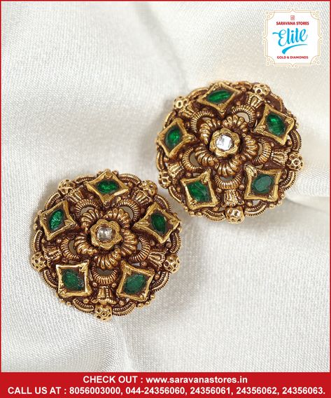 A subtle detail of chic shines out with the best and bold stud designed with floral motif. #stud Check out : www.saravanastores.in Call us at : 8056003000, 044-24356060, 044-24356061, 044-24356062, 044-24356063 #studdesigns #studmodels #studcollection #studset #Saravanaelite #goldpnecklace #evergreen #evergreennecklace #goldjewelry #gold #jewelry #indianjewelry #fashion #bridaljewelry #weddingjewelry #jewelrydesign #diamonds #uniquejewellery #earrings #raredesigns #SaravanaStoresEliteGold Thali Kodi, Studs Indian, Big Earrings Gold, Kundan Studs, Antic Jewellery, Indian Gold Jewellery Design, Diamond Pendant Jewelry, Real Diamond Earrings, Antique Necklaces Design