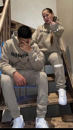 Matching Sweatsuit Outfit, Black Couple Outfits, Couples Matching Outfits Swag, Couple Outfits Matching, Couples Kiss, Boyfriend Instagram, Wedding Happy, Couple Matching Outfits, Style Couple