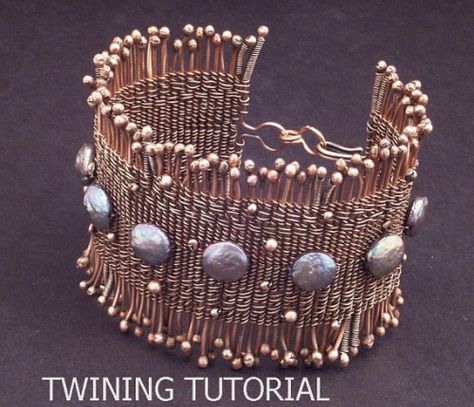 Wire Cuff, Pearl Cuff, Wire Jewelry Designs, Wire Bangles, Wire Wrapped Bracelet, Set Earrings, Wire Work Jewelry, Jewelry Techniques, Work Jewelry