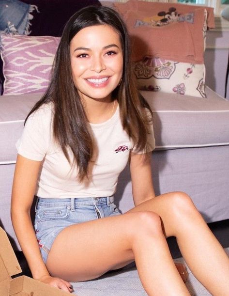 Miranda Cosgrove Now, Miranda Cosgrove Icarly, Miranda Cosgrove, Icarly, Girl Fashion, Most Beautiful, Angeles, Celebrities