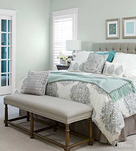 Classic Color Schemes That Never Go Out of Style - Silver + Seafoam: The silvery side of gray can give a room a little twinkle. It's an alternative to stark white and fits right in with the trend toward soft, livable colors.  To accentuate the frostiness of gray, pair it with a cool color. In this bedroom, light touches of teal move the space from a monochromatic scheme to a fresh-looking two-color palette. Apartment Color Schemes, Gray Furniture, Bedroom Gray, Decor Ikea, Gray Bedroom, Trendy Bedroom, Blue Bedroom, Master Bedrooms Decor, Remodel Bedroom