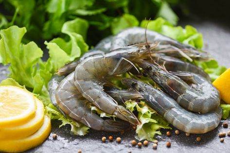 Prawn Fish, Salad Lettuce, Fresh Shrimp, Prawn Shrimp, Cooking Seafood, Seafood Restaurant, Vegetable Salad, Dark Background, Grape Leaves