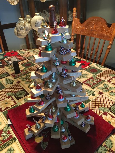 Hersheys Kisses Christmas Tree, Hershey Kiss Tree, Hershey Kisses Christmas Tree, Hand Made Wood Trees, Hand Made Wooden Christmas Trees, Wooden Christmas Trees Diy, Wood Christmas Tree Sculptures & Statues, Trees Diy, Lollipop Tree