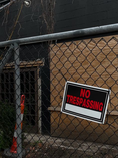 Black aesthetic, red aesthetic, black icons, red icons, abadoned places aesthetic, abandoned buildings Trespassing Aesthetic, Aesthetic Black Icons, Places Aesthetic, No Trespassing, Red Icons, Aesthetic Red, Red Icons:), Aesthetic Black, Abandoned Buildings