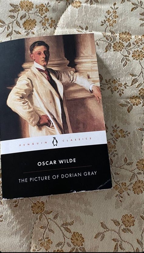 Dorian Gray Book Cover, Book Cover Aesthetic, Dorian Gray Book, Oscar Wilde Books, Reader Aesthetic, The Picture Of Dorian Gray, Classic Literature Books, Picture Of Dorian Gray, Cover Aesthetic