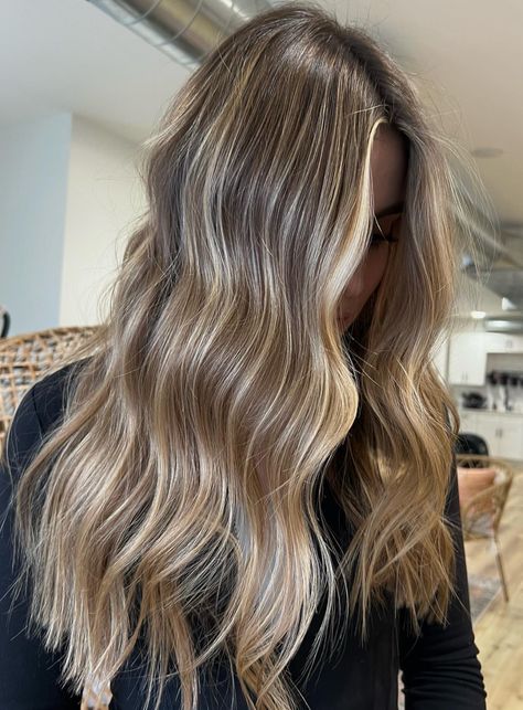 Full Highlight Brown Hair, Hair Highlights On Light Brown Hair, Dark Into Light Hair, Brown At Top Blonde At Bottom Hair, Half Highlights Brown Hair Blonde, Blonde Highlight Dark Root, Sand Blonde Balayage On Dark Hair, Lighter Balayage Hair, Blonde Hair Inspiration Dark Roots