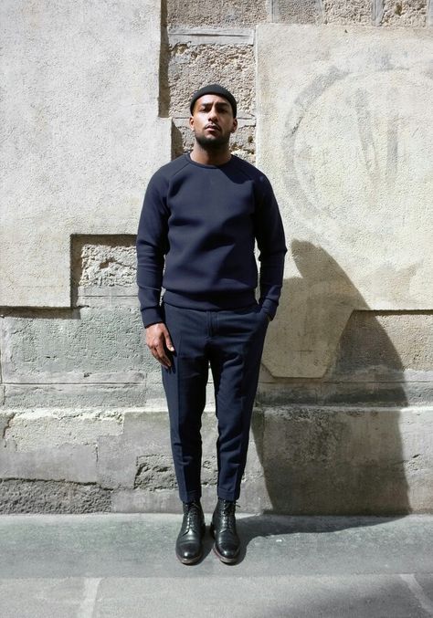 Dark blue Neue Outfits, Men Street, Men Fashion Casual Outfits, Mens Casual Outfits, Mens Street Style, Stylish Men, Mens Fashion Casual, Minimalist Fashion, Black Men