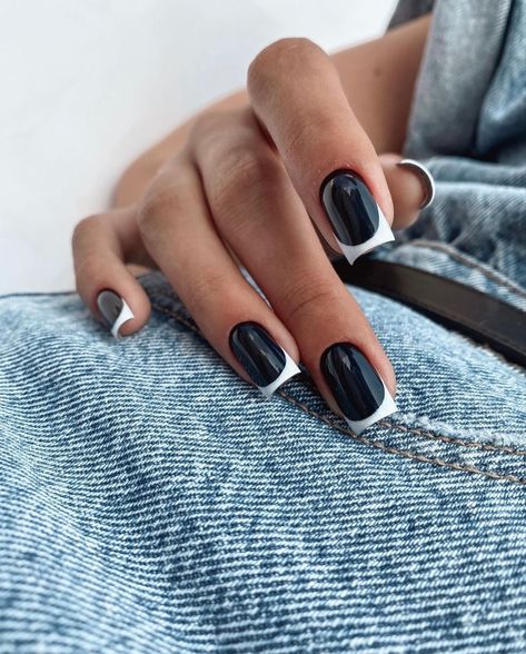 French Manicure Black And White, Black Nail White French Tip, Black With White French Tip Nails, Black Nails With White French, Black Nails White French Tip, Black Nails With White French Tip, White Nails With Black French Tip, White Nails With Black Tips, Black Nails White Tips