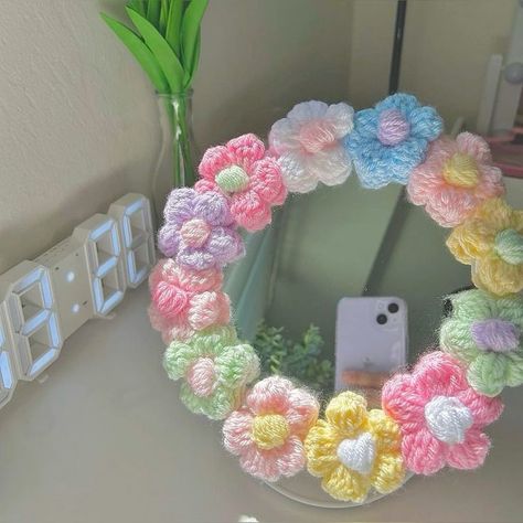 Puff Flower Mirror, Crochet Puff Flower Mirror, Crochet Mirror Decor, Crochet Flower Mirror, Mirrors For Room, Crochet Mirror Frame, Crochet Mirror, Birthday Bedroom, Bath Bedroom