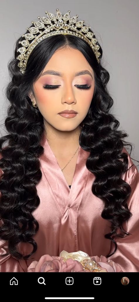 Long Hair Quinceanera Hairstyles, Quince Makeup Pink Natural, 15 Makeup Looks Pink, Pink Quince Makeup Looks Full Face, Sweet 16 Makeup Looks, Natural Quince Makeup Looks, Pink Quince Makeup, Peinados Para Xv Años, 15 Makeup Looks