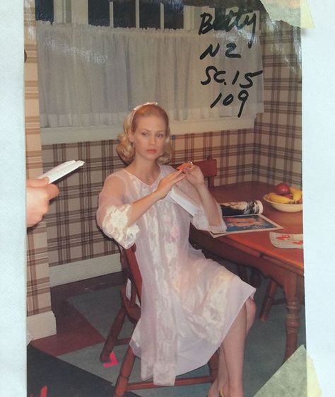 J A N I E on Instagram: “Flashback to Betty @januaryjones ! Rewatching Mad Men and wanted to share a rare glimpse #behindthescenes ! @gshumway1 @madmen_amc episode…” Betty Draper, January Jones, Emma Frost, Bojack Horseman, Mad Men, Flower Girl Dresses, Vintage Fashion, Fashion Outfits, Wedding Dress