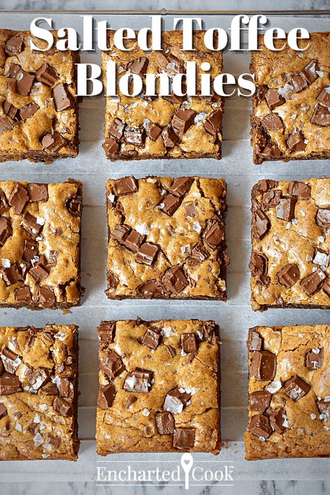 Recipes With Toffee Bits, Flavored Blondies, Toffee Blondies Recipe, Dessert With Toffee Bits, Toffee Dessert Recipes, Christmas Blondies, Brownies With Toffee Bits, Toffee Desserts, Brownie Types