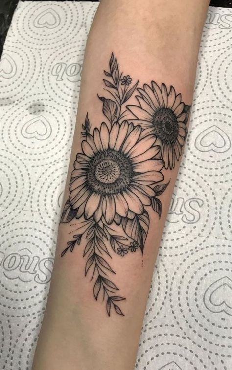 Sunflowers Tattoo, Half Sleeve Tattoos Forearm, Sunflower Tattoo Shoulder, Boho Tattoos, Tattoos For Women Half Sleeve, Daisy Tattoo, Floral Tattoo Sleeve, Tattoos Geometric, Forearm Tattoo Women