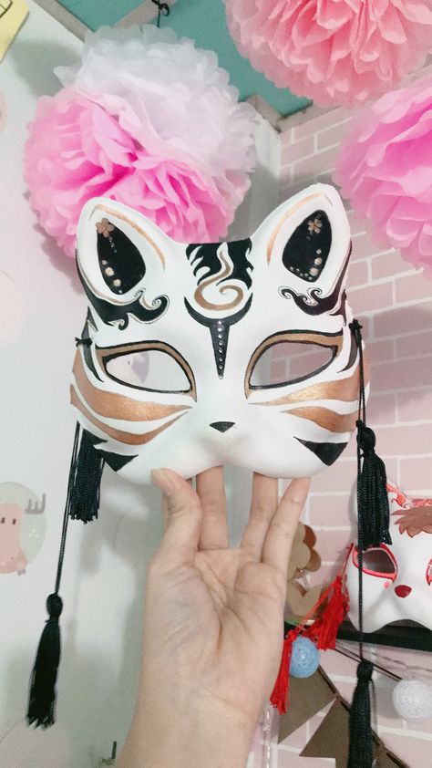 Japanese Fox Mask, Japanese Fox, Kitsune Mask, Cute Masks, Japanese Mask, Fox Mask, Cool Masks, Anime Accessories, Cat Mask