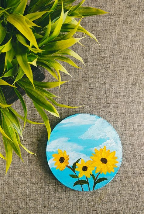 Used MDF coaster and acrylic paints for this one. Would make a pretty gift! Circle Coaster Painting Ideas, Tea Coasters Diy Ideas, Cute Coaster Painting Ideas, Coster Painting Diy, Coaster Painting Ideas, Coaster Painting, Painted Magnets, Plate Painting, Andrew Loomis