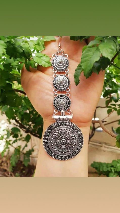 Oxidised Mangtika, Navratri Belt, Silver Outfit, Oxidised Jewelry, Oxidized Jewellery, Navratri Collection, Mang Tikka, Diy Necklace Making, Oxidized Earrings