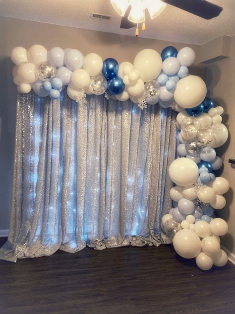 Birthday Decorations Winter, Winter Theme Sweet 16 Wonderland, Winter Wonderland Photo Booth Backdrops, Winter Ball Decoration, Winter Themed Bday Party, Birthday Winter Wonderland Theme, Winter Dance Backdrop, Winter Formal Backdrop Ideas, Winter Ball Birthday Party