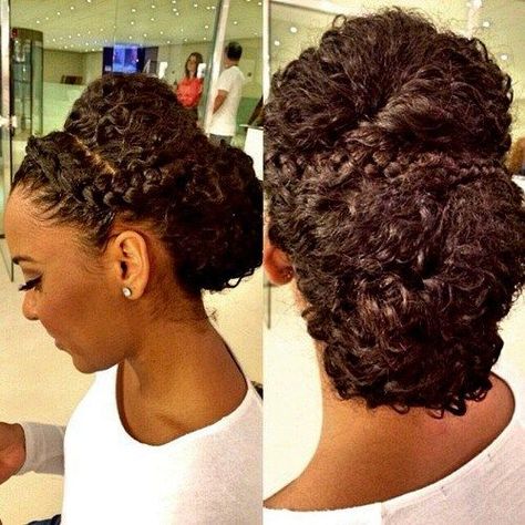 curly updo with braids for black women Summer Updo, Unnatural Hair Color, Transitioning Hair, Cabello Afro Natural, Hair Glam, Quick Hair, Curly Updo, Curly Hair Updo, Pelo Afro