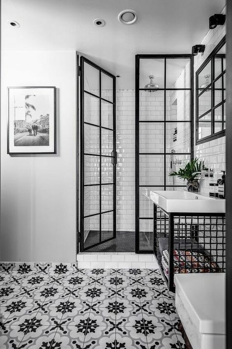 Industrial Shower Doors, Black Shower Doors, Cheap Bathroom Remodel, Black And White Bathroom, Bilik Air, Serene Bathroom, Bathroom Design Trends, Contemporary Bathroom Designs, Trendy Bathroom