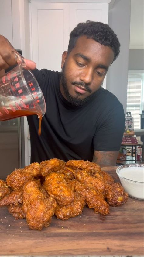 Renzo on Reels | eatwitzo · Original audio Best Chicken Wing Recipe, Lemon Pepper Wings, Plats Healthy, Soul Food Dinner, Fried Chicken Recipes, Food Recepie, Wing Recipes, Chicken Wing Recipes, Lemon Pepper