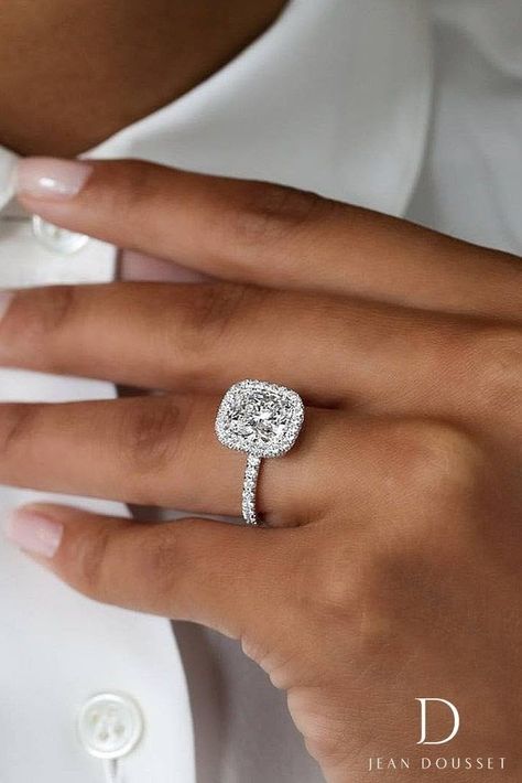 Jean Dousset Engagement Rings, Jean Dousset, Minimalist Silver Ring, Simple Engagement, Future Engagement Rings, Antique Engagement Ring, Tiffany Jewelry, Dream Engagement, Dream Engagement Rings