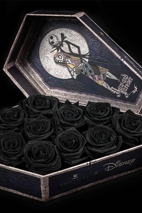 Disney Roses, Bouquet Box, Disney Presents, Dark Wedding, Forever Rose, Black Roses, Jack And Sally, Disney Lover, Halloween Wedding