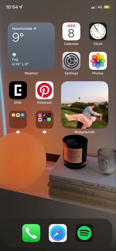 Phone Apps Iphone, Organize Phone Apps, Lockscreen Ios, Ios App Iphone, Iphone Home Screen Layout, Ios 15, Minimalist Iphone, Iphone Organization, Phone Inspiration