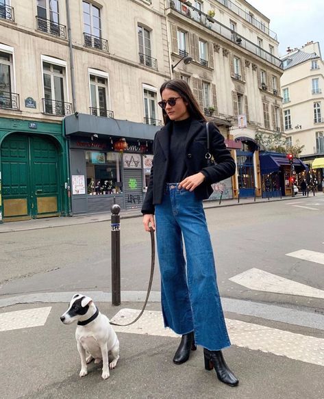 Culotte Jeans Outfit, Culottes Outfit, Parisienne Chic, Outfit Primavera, Cozy Chic, Jean Outfits, Style Me, Mom Jeans, Normcore