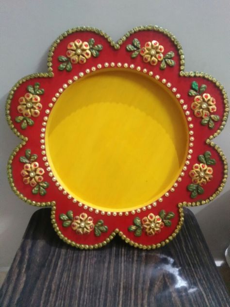 Aarti Thali Mdf Thali Decoration Ideas, Wooden Pooja Thali Decoration Ideas, Pooja Thali Decoration Ideas, Arti Thali Decoration, Aarti Thali, Puja Thali, Holi Gift, Kundan Rangoli, Diwali Candles