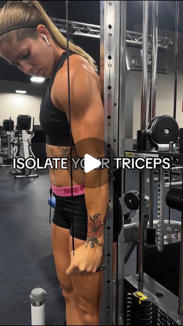 Tricep Workout Women, Tricep Exercises, Tricep Extensions, Tricep Extension, Gym Tips, Pro Tip, Triceps Workout, Back And Biceps, Gym Fit