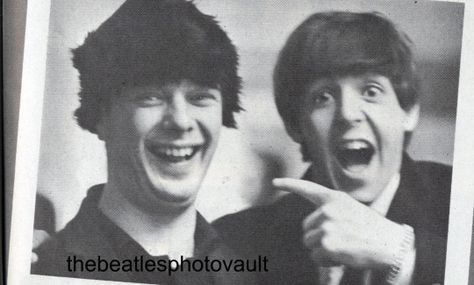 Manager Brian Epstein wearing a "Beatle" wig Ringo Starr Photograph, Brian Epstein, Stuart Sutcliffe, Toms Shoes Women, Beatles Ringo, Beatles Photos, Toms Shoes Outlet, Beatles John, Breaking In