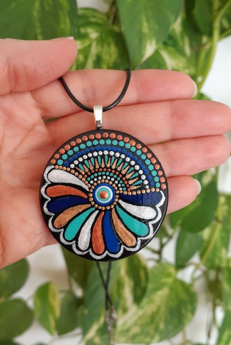 Hand Painted Wooden Pendant / Wooden Jewelry /mandala Pendant - Etsy Canada Pendant Painting Ideas, Hand Painted Wooden Keychain, Dot Mandala Necklace, Mandala Pendant, Surf Yoga, Mandala Jewelry, Hand Painted Necklace, Mandala Rock Art, Mandala Necklace