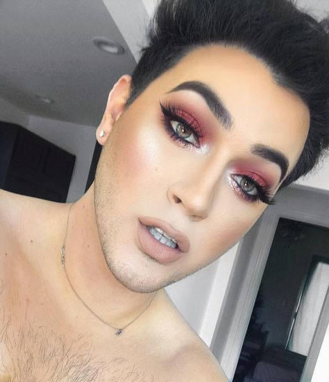 202k Likes, 1,457 Comments - Manny Gutierrez (@mannymua733) on Inst: “CRANBERRY SMOKEY EYE..." #cranberry eyeshadow #smoky eye #dark eyeshadow Manny Mua Makeup, Makeup Price List, Manny Mua, Makeup Prices, Organization Makeup, Beauty Killer, Vanity Makeup, Dramatic Makeup, Male Makeup