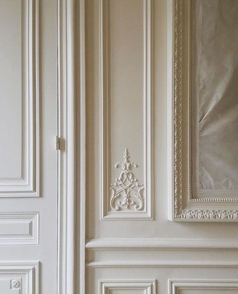 Parisian Wall, Cornelia Street, Parisian Apartment, Wall Molding, French Interior, Crown Molding, Classic Interior, Wainscoting, New Wall