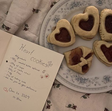 Heart cookie recipe  🍒❤️🍪

Ingredients - 
* 90 g softened unsalted butter 
* 125g of sugar 
* 1 tsp of vanilla extract
* 250g of flour 
* 1 egg
* 1 tsp of backing soda 
* Use your preferred jam 

Set oven to 350°f
Bake for 15-20 minutes Sleepy Vibes, Heart Cookies Recipe, Pinterest Cookies, Homemade Recipe Books, Beginner Recipes, Jam Cookies, Instagram Heart, Baking Book, Cute Baking