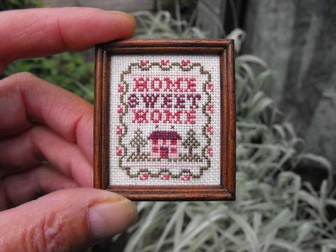 Home Sweet Home Cross Stitch, Home Cross Stitch, Miniature Home, Cross Stitch House, Tiny Cross Stitch, Stitch Sampler, Small Cross Stitch, Mini Cross Stitch, Cross Stitch Borders