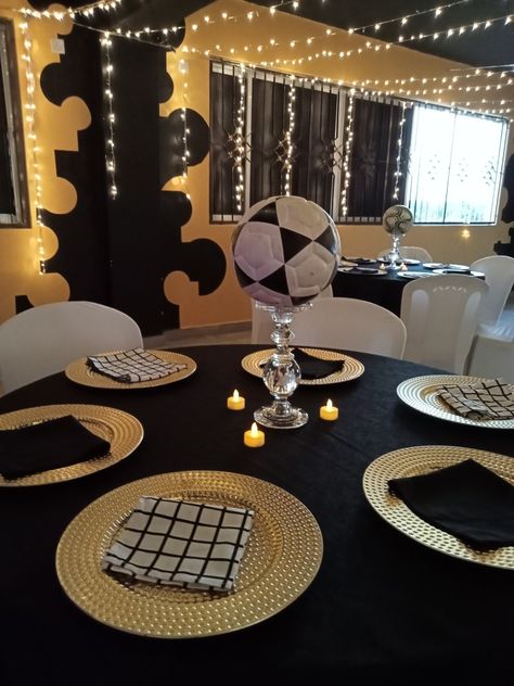 Soccer Banquet Ideas Table Decorations, School Banquet Ideas, Soccer Centerpieces, Soccer Banquet, Soccer Birthday Parties, Soccer Birthday, Soccer Party, Soccer, Birthday Party