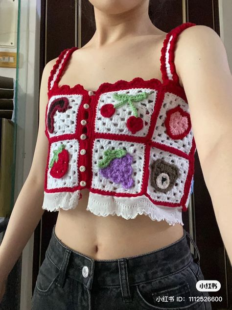 Corchetes Ideas Clothes, Kpop Crochet Outfits, Korean Crochet, Kpop Crochet, Crochet Beach Wear, Crochet Sweater Design, Crochet Store, Crochet Top Outfit, Crochet Stitches Guide