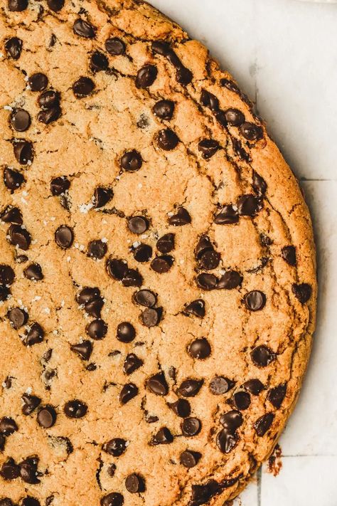 Giant Choc Chip Cookie Recipe, Extra Large Chocolate Chip Cookies, How To Make A Giant Cookie, Pi Day Recipes, Large Cookie Cake, Big Cookie Recipe, Giant Cookie Recipe, White Choc Chip Cookies, Chocolate Chip Pizza