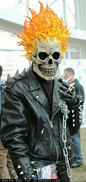 Ghost Rider Cosplay. Ghost Rider Costume, Ghost Rider Tattoo, Ghost Rider Johnny Blaze, Scary Halloween Costume, Scary Costumes, Marvel Cosplay, Fantasias Halloween, Mens Halloween Costumes, Theme Halloween