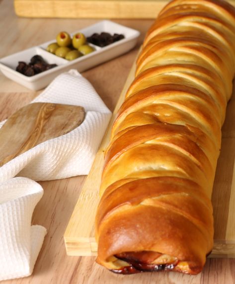 Pan de Jamón Venezolano- 3 MASAS Bread Photo, Baking Shop, Recipes Salads, Ideas Navidad, Pan Bread, Bread Recipes, Salad Recipes, Jam, Pizza