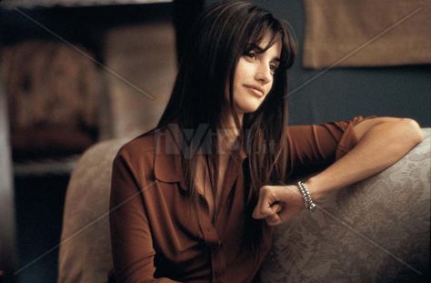 Penelope Cruz Bangs, Penelope Cruz Vanilla Sky, Vanilla Sky, Beachwear Fashion, Long Locks, Long Hair With Bangs, Penelope Cruz, New Star, Aesthetic Makeup