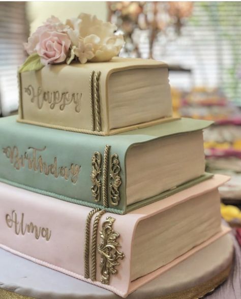 Library Cake Ideas, Book Birthday Cake, Library Cake, 13 Birthday Cake, Book Cakes, Quinceanera Cakes, Book Cake, Gold Wedding Cake, Novelty Cakes