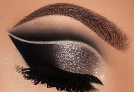 Cut Crease Makeup Tutorial, Crease Makeup, Silver Makeup, Wedding Glam, Dramatic Eye Makeup, Cut Crease Makeup, Eye Makeup Steps, Dramatic Eyes, Eye Makeup Designs