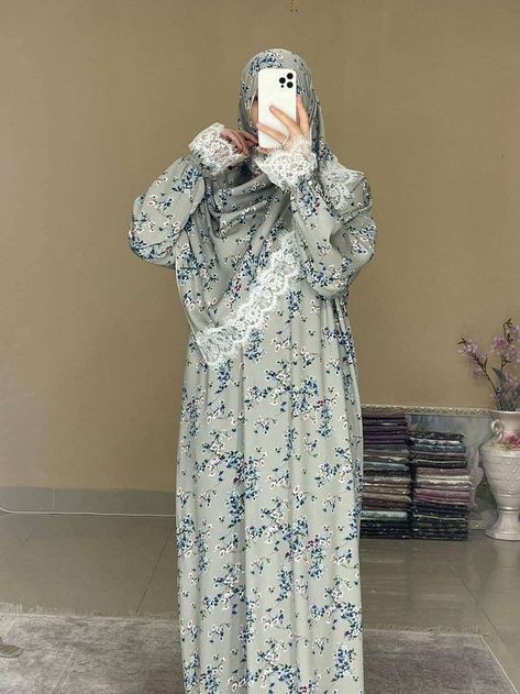 New Abaya Design, Eid Gif, Burqa Design, Modesty Dress, Muslim Women Clothing, Fashion Abaya, Prayer Dress, Abaya Design, Simple Kurta Designs