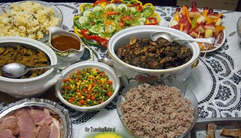 Jamaican Christmas Dinner, Traditional Jamaican Food, Traditional Christmas Dinner Menu, Jamaica Party, Jamaican Christmas, Snack Recipe Ideas, Christmas Recipe Ideas, Dinner Ideas For Family, Dinner Recipes Ideas