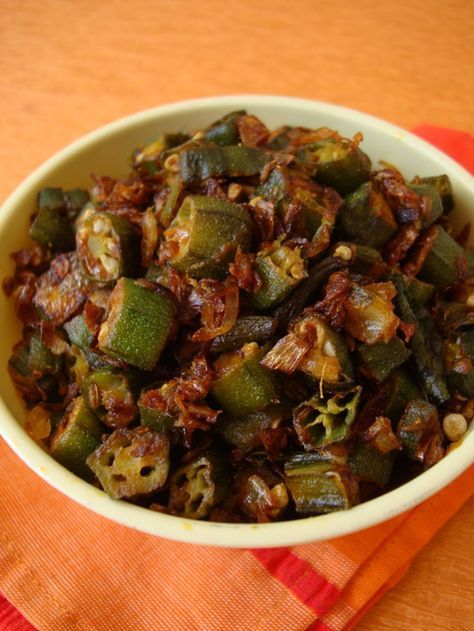 Bendakaya fry- Andhra-style-recipe (Andhra style pan fried okra) - Gluten Free, Vegan Okra Vegetable, Bhindi Fry, Okra Fries, Okra Recipes, India Food, Indian Cooking, Veg Recipes, Indian Dishes, Okra