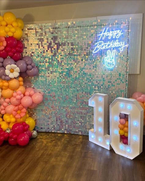 Peace out single digits! Had a blast making this dream come true! #balloon #balloons #balloondecor #event #eventdecor #balloonartist #celebrating10 #peaceouttheme #party #explore #shimmerwall #groovy Peace Out Single Digits Im 10 Party, In My Double Digits Era Party, Peace Out Single Digits Im 10, 10 Yr Birthday Party Ideas, Peace Out Single Digits Party, 10th Birthday Ideas, Peace Out Single Digits, Annie Mae, Preppy Birthday